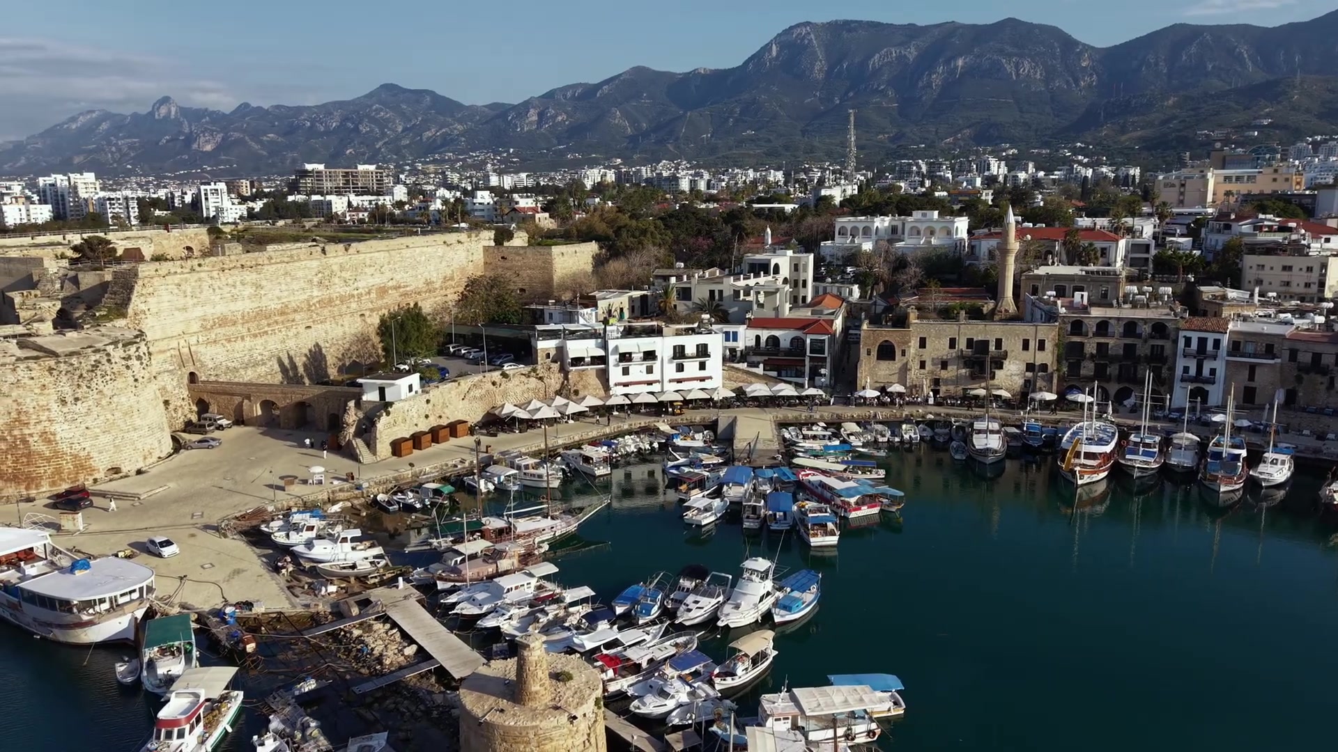 Kuzey Kıbrıs Ercan Havalimanı Araç Kiralama ve Girne Kiralık Filo - ErcanRent